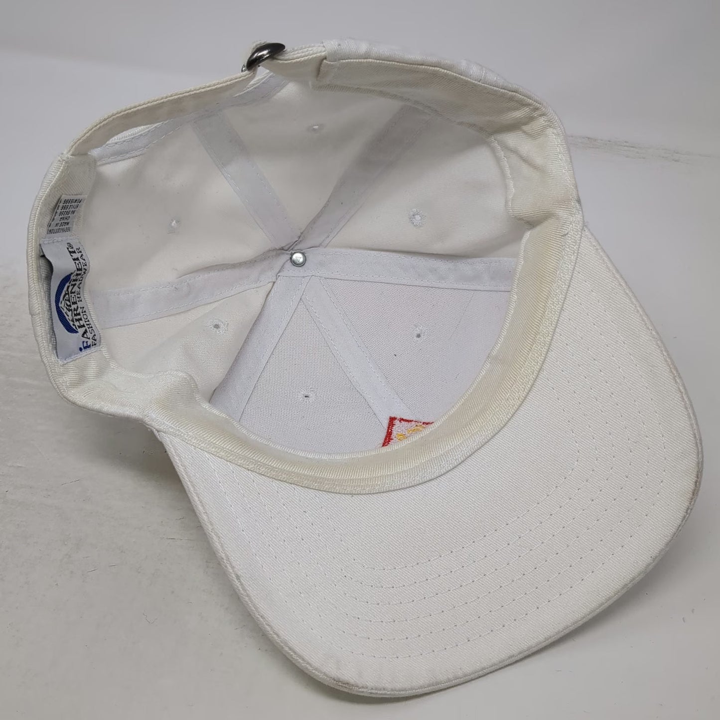 Fahrenheit Fashion Headwear Baseball Cap White One Size Sika Logo Slideback hat