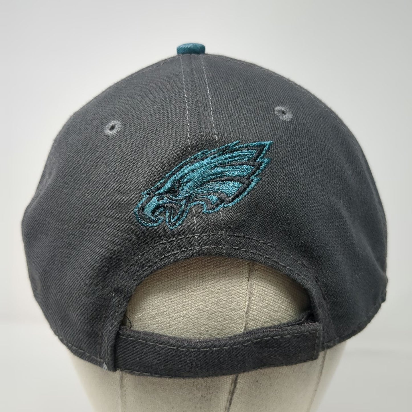 Philadelphia Eagles NFL New Era Gray One Size Hat Cap Strapback 9FORTY Curved