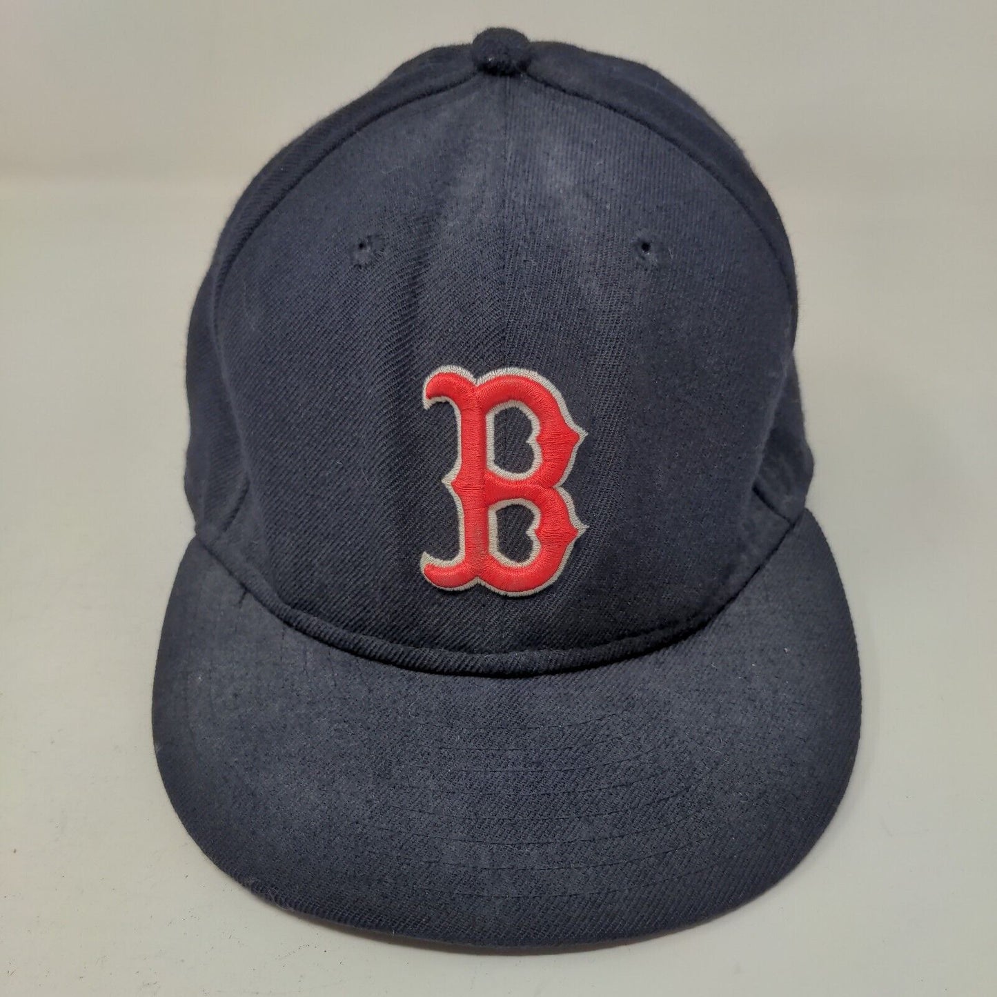 New Era Boys Fitted Hat Blue 6 3/4 Embroidered Boston Red Sox Logo 59Fifty