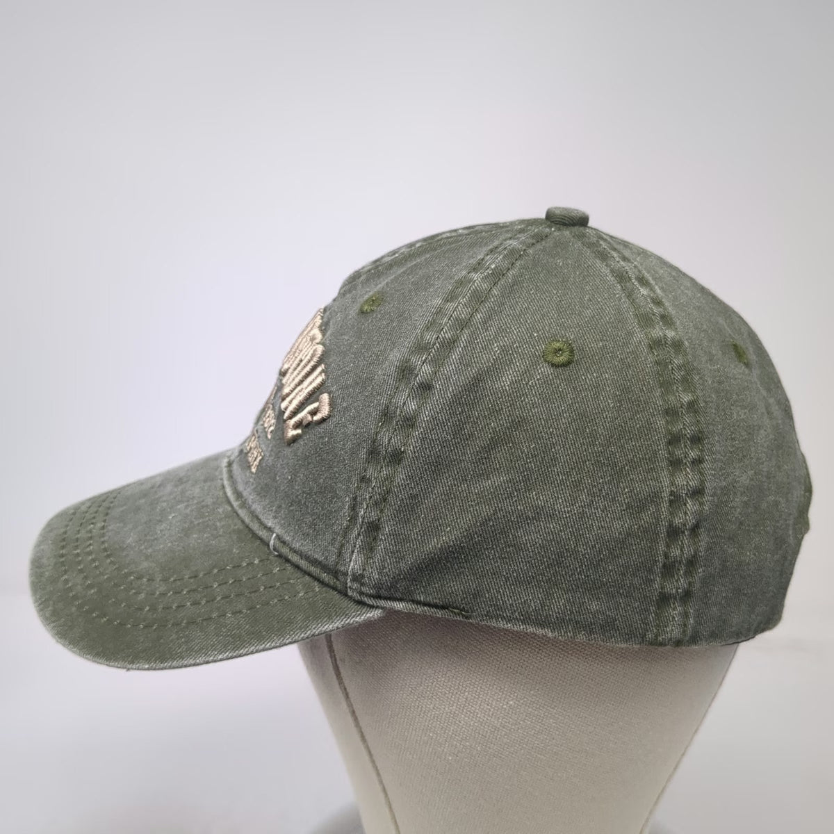 Lucky 7 Yellowstone National Park Buffalo Green One Size Baseball Cap Hat Cotton
