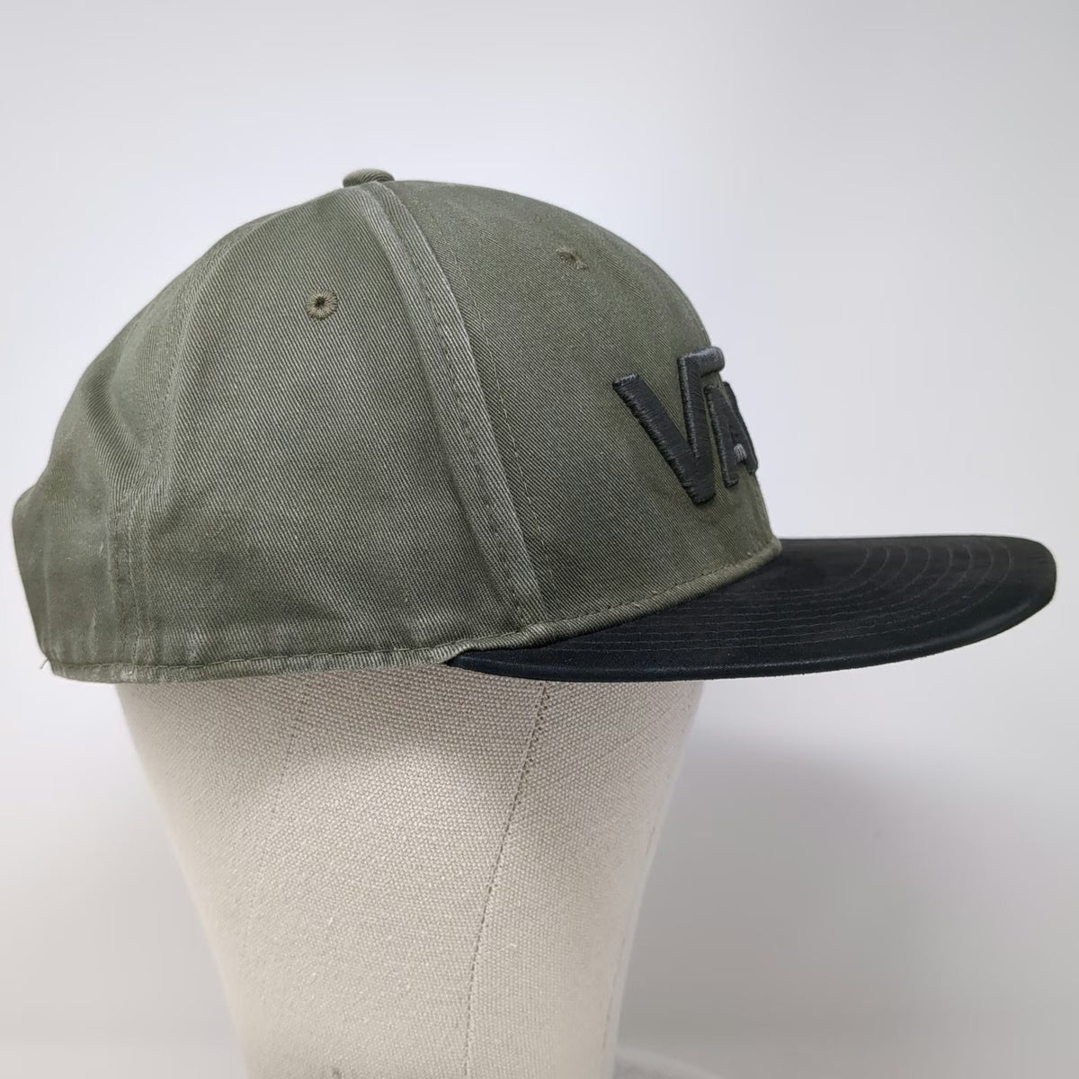 Vans Snapback Green Black One Size Flat Brim 3D Logo Two Tone 6 Panel Cotton Hat