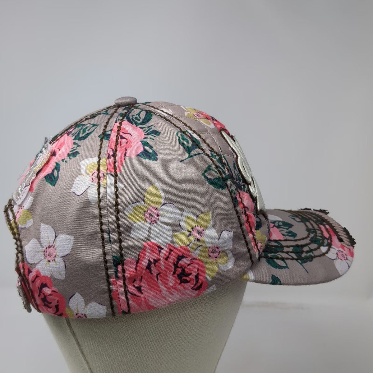 Robin Ruth 5 Panel Hat Gray Pink Floral Alaska Quilted Distressed One Size