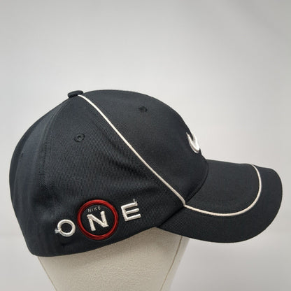 Nike One Fitted Golf Hat Black M/L Embroidered Swoosh Solid 6 Panel