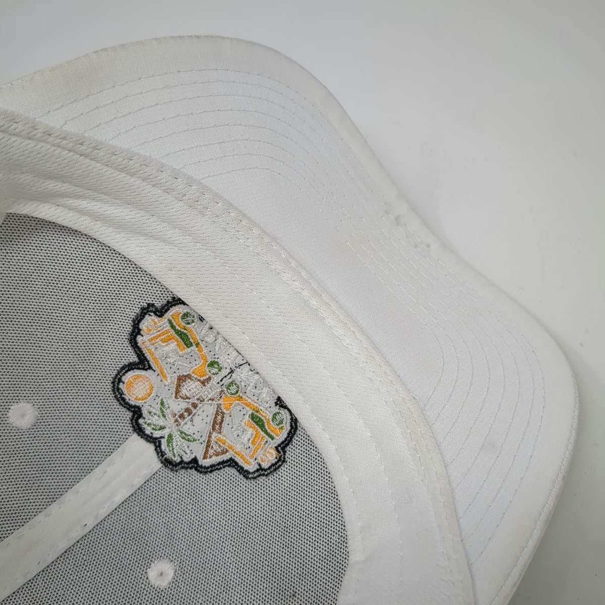 Pukka Snapback White One Size Hat Battle In The Desert Rope Golf Patch Palm Tree