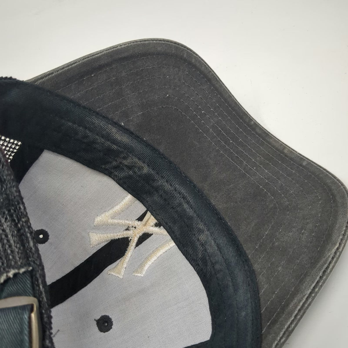 American Needle New York Yankees MLB Baseball Cap Gray One Size Mesh Slideback