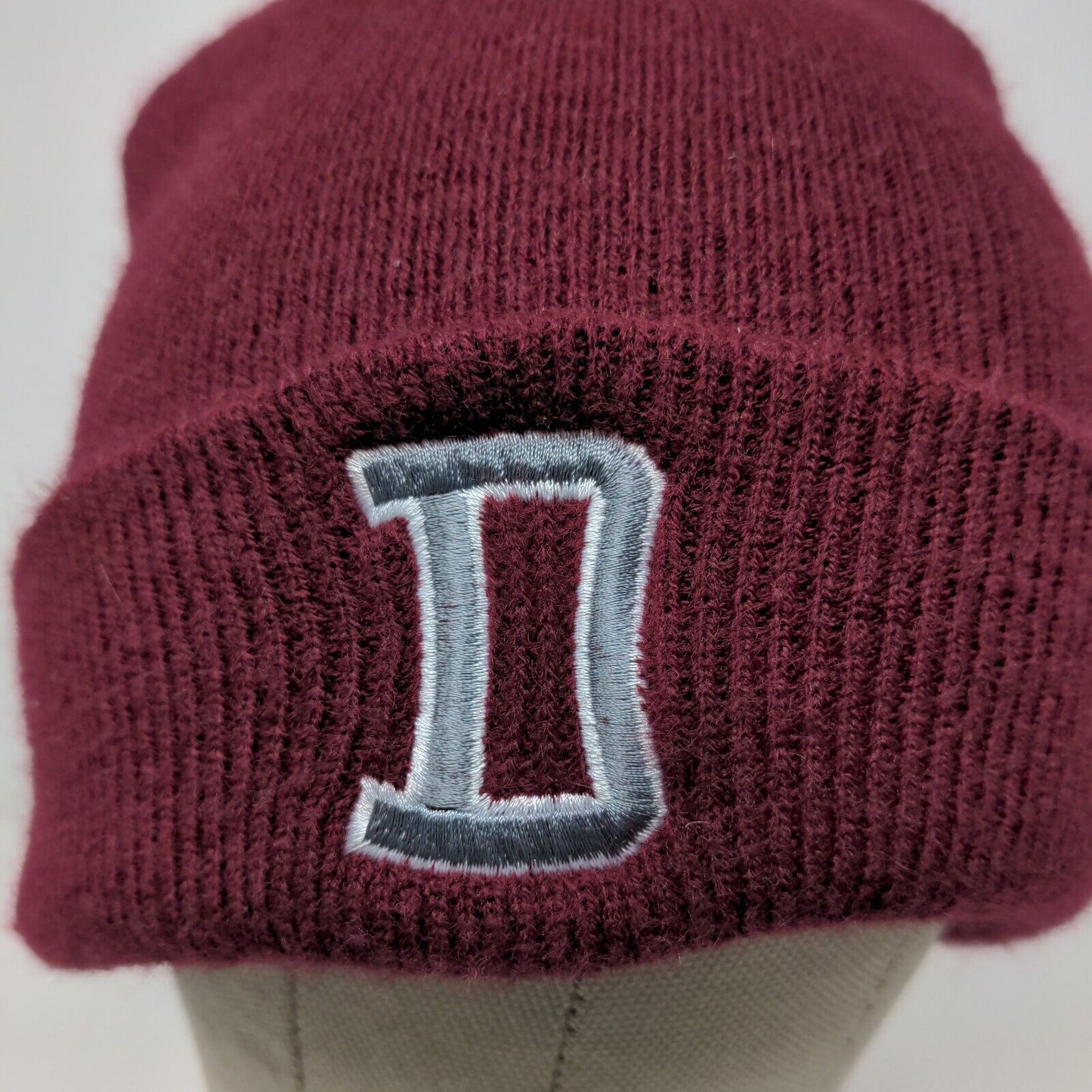 Unbranded Men's Knit Beanie Ski Cap Hat Red Embroidered D Warriors Logo