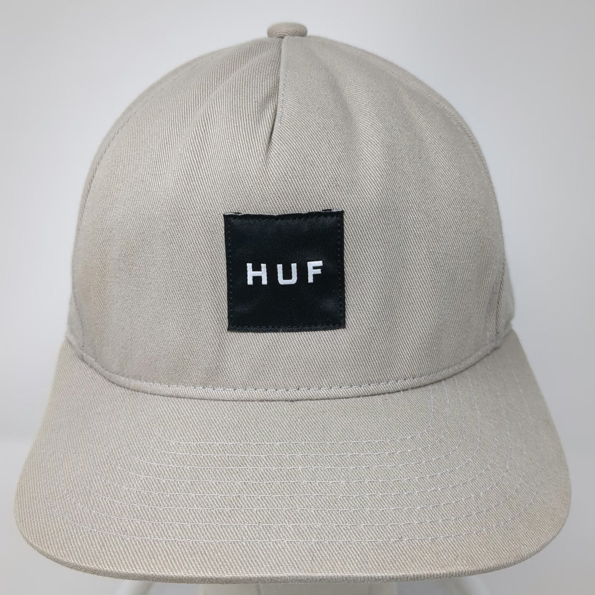 HUF 5 Panel Beige One Size Snapback Cotton Logo Patch Hat Adjustable Flat Brim