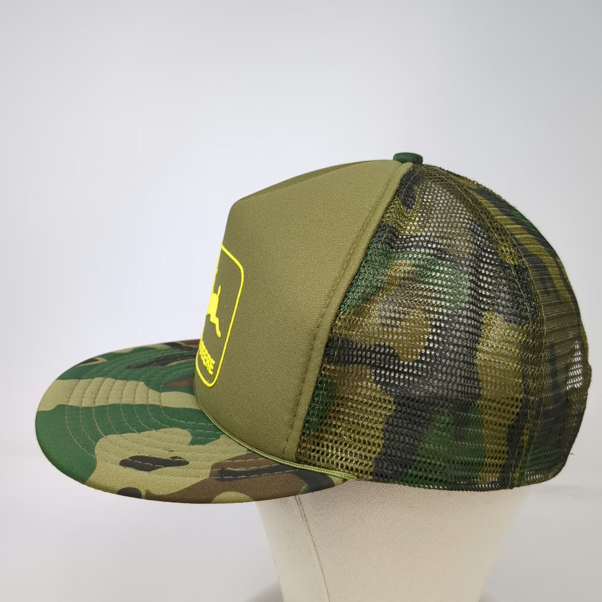 Cameo John Deere Trucker Hat Green Camo Mesh Back Snapback Flat Brim Vintage