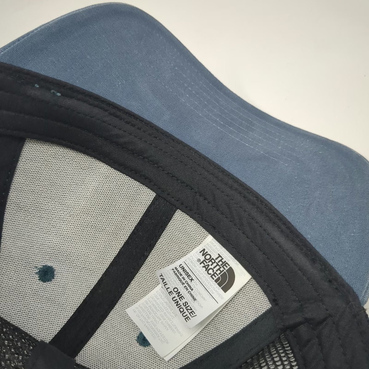 The North Face Trucker Hat Blue Black One Size Mesh Snapback Alpine Logo Patch