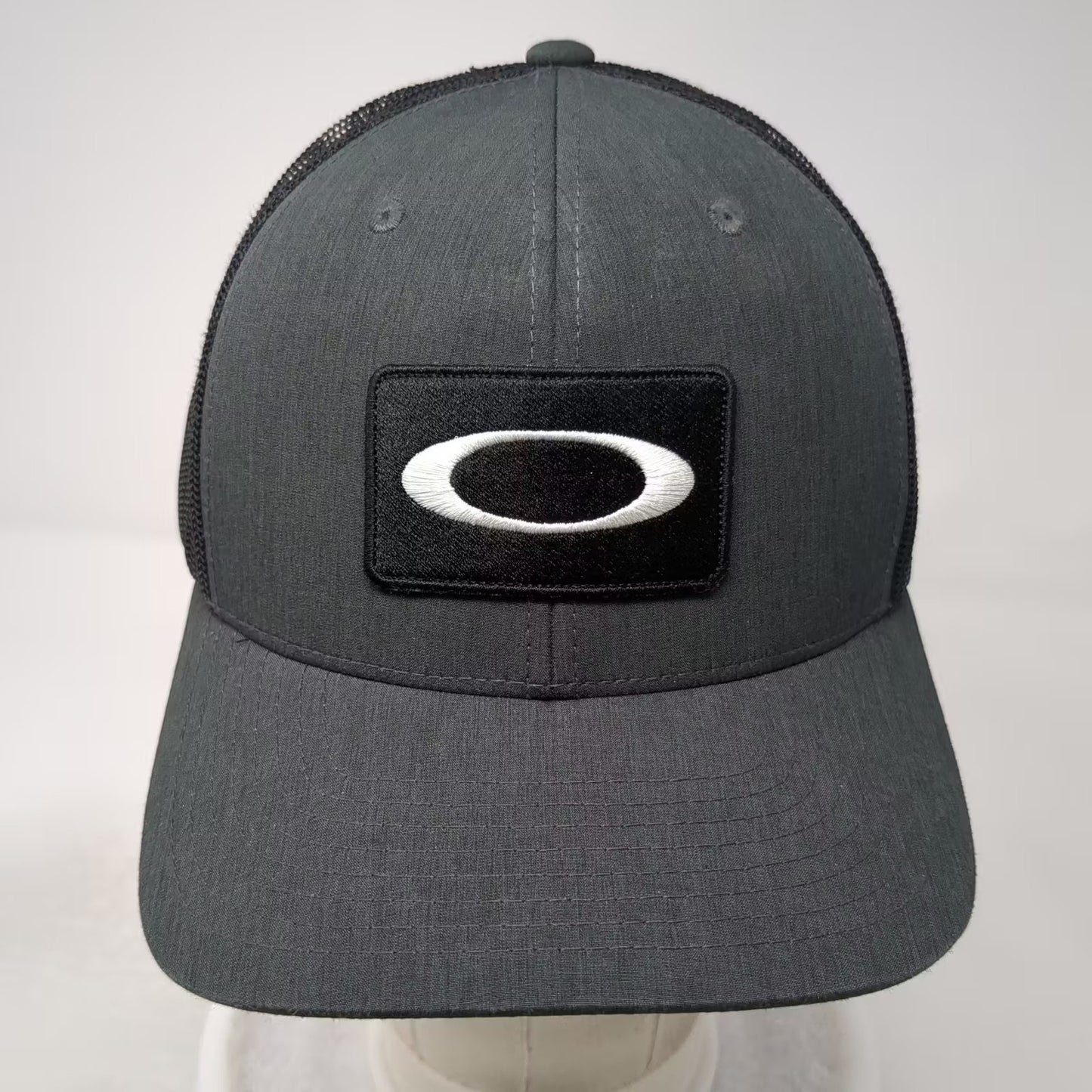 Oakley Trucker Hat Gray OS Snapback Mesh Patch Logo Adjustable Breathable Hat