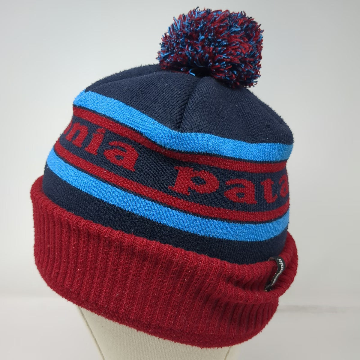Patagonia Beanie Blue Red One Size Pom Pom Cuffed Striped Logo Winter Knit Hat