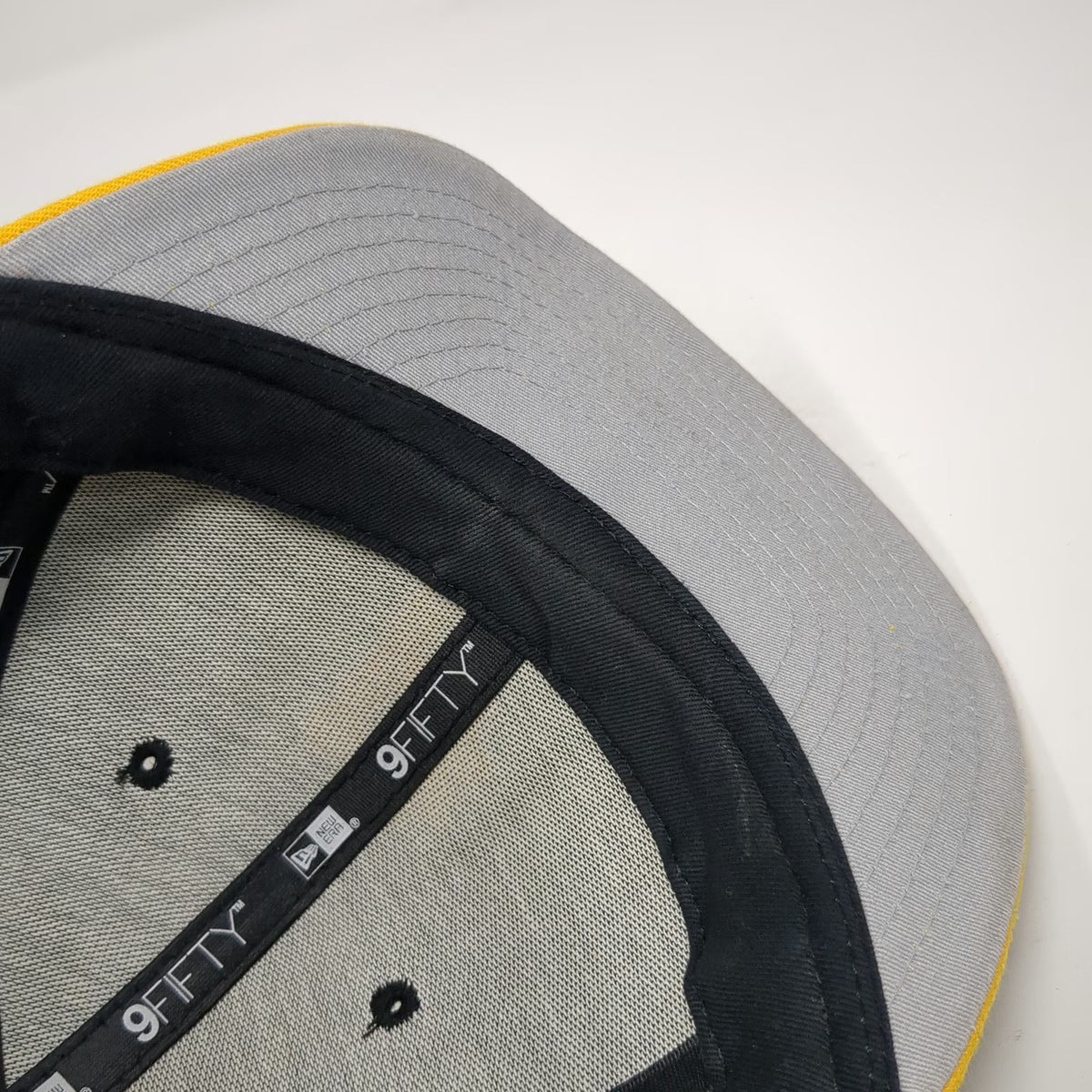 New Era MLB Pittsburgh Pirates Snapback Hat Black Yellow One Size 9FIFTY Brim