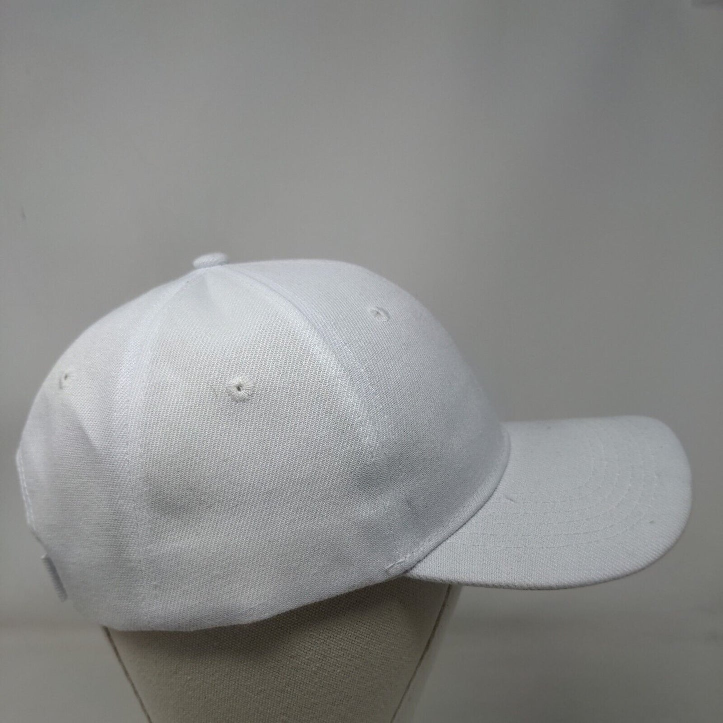 Unbranded Strapback Hat White One Size Adjustable Vented Holes 6 Panel Blank