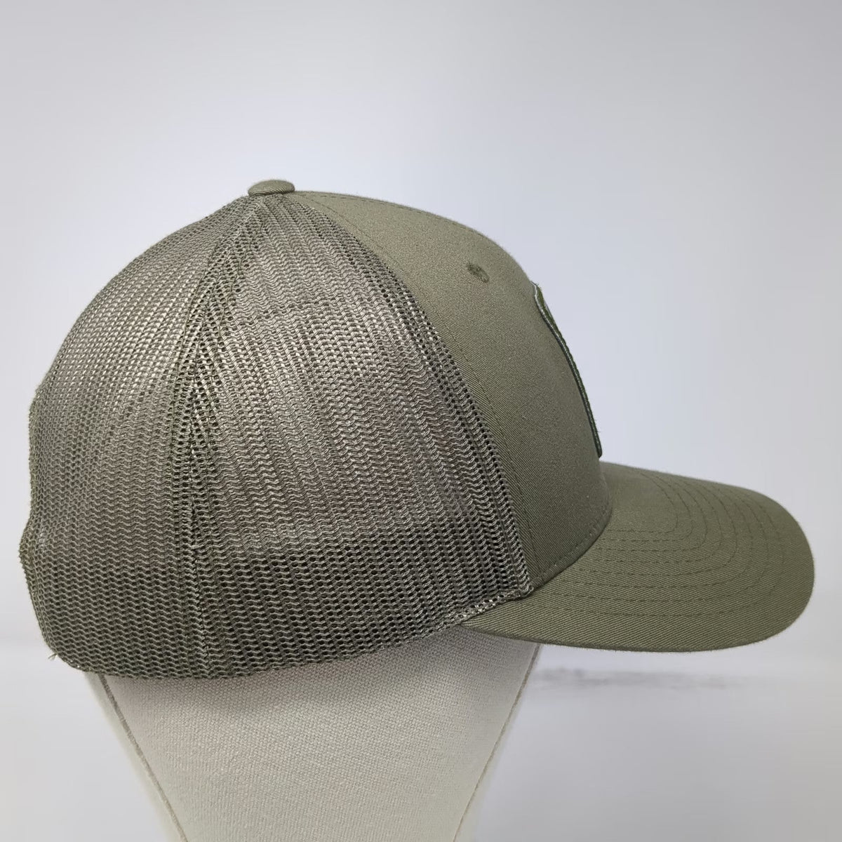 Richardson Trucker Hat Green One Size Silverbow Spokane Washington Mesh Snapback