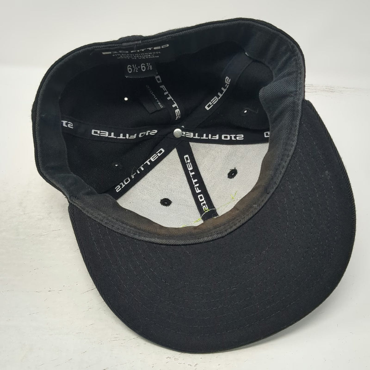 Yupoong Maverick Helicopters Tour Baseball Cap Black Green 6 7/8 210 Fitted Hat