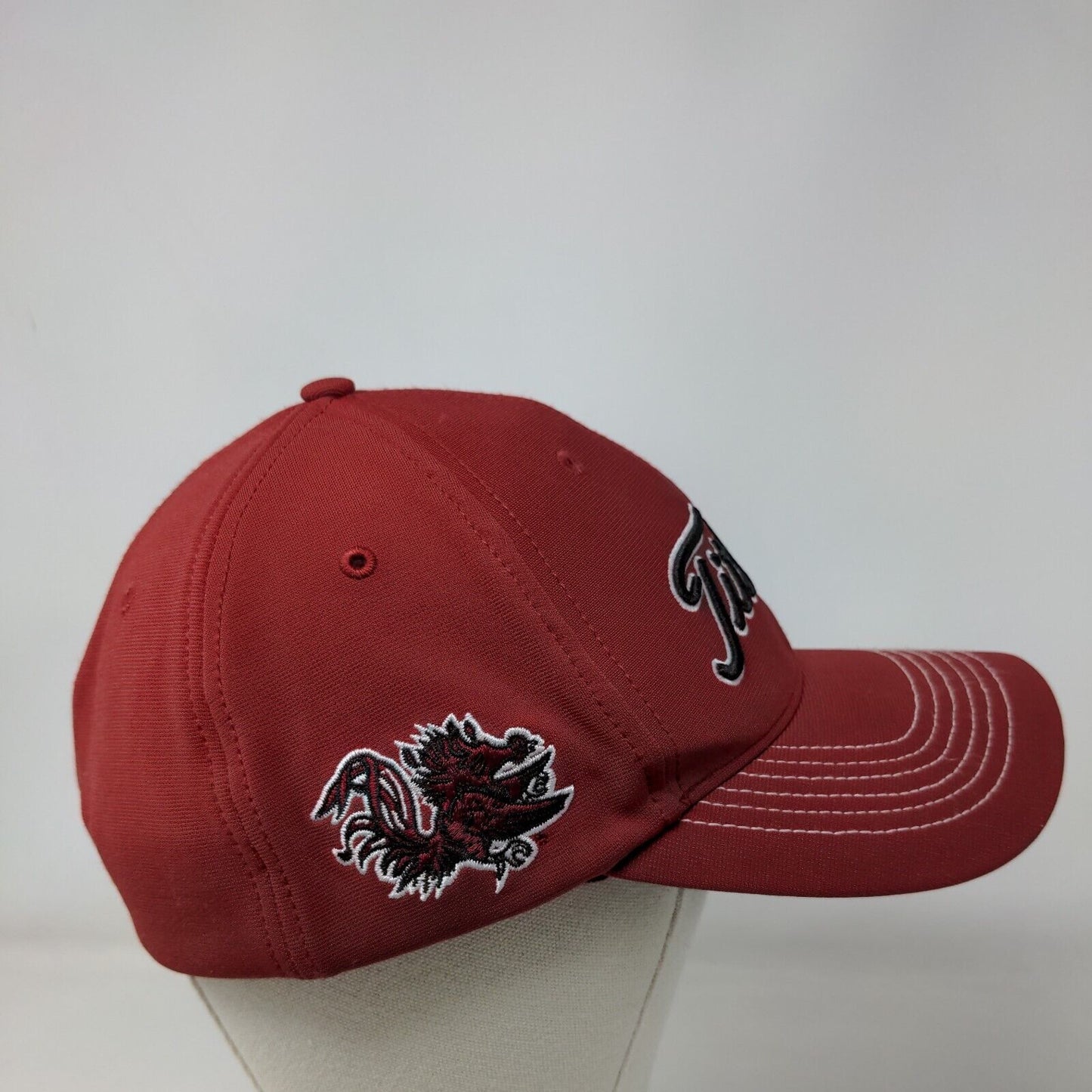 Titleist Fitted Hat Red Large-XL Embroidered 6 Panel Vent Holes