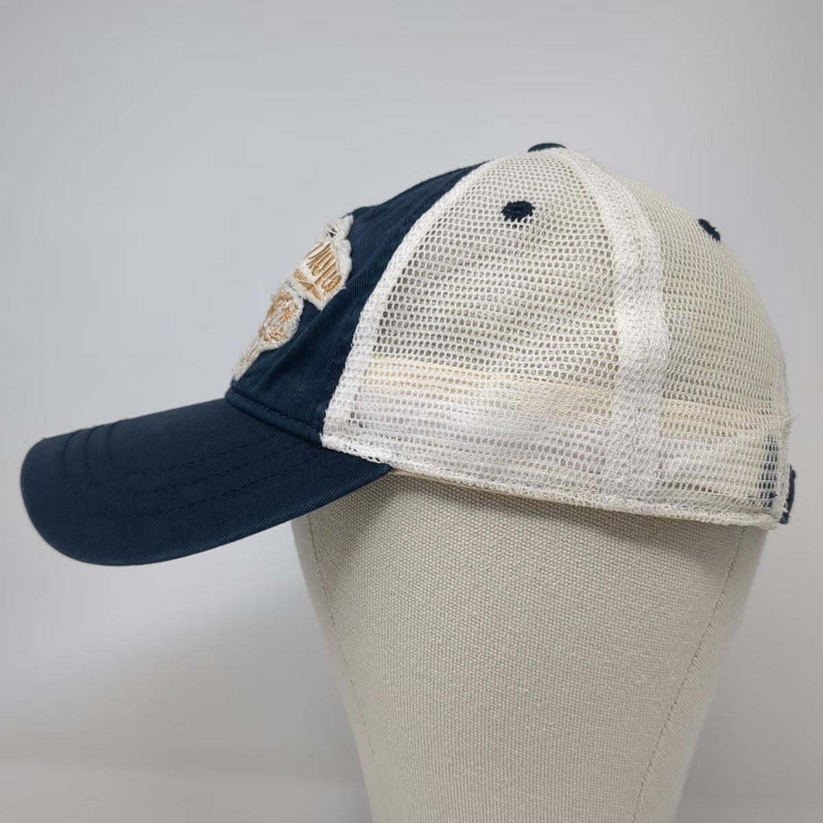 Bass Pro Shops Blue OSFM Baseball Cap Hat Mesh Back Fishing Patch Logo Buckle
