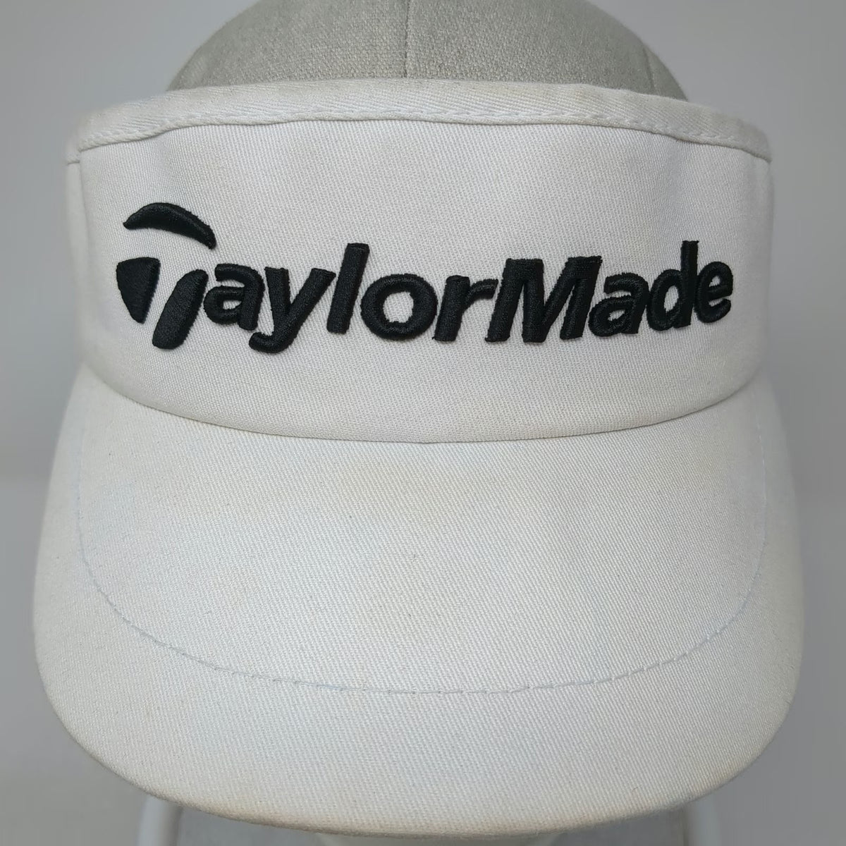 TaylorMade Visor White One Size Adjustable Slideback Golf Hat Black Logo Curved