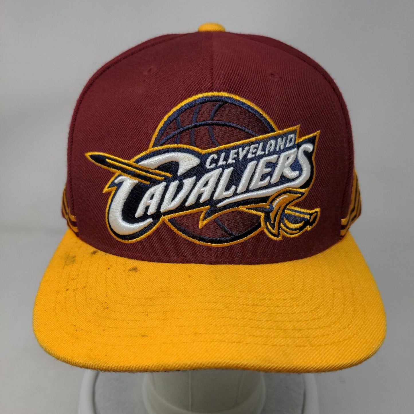 Cleveland Cavaliers Snapback Hat Red Yellow Mitchell & Ness Embroidered NBA