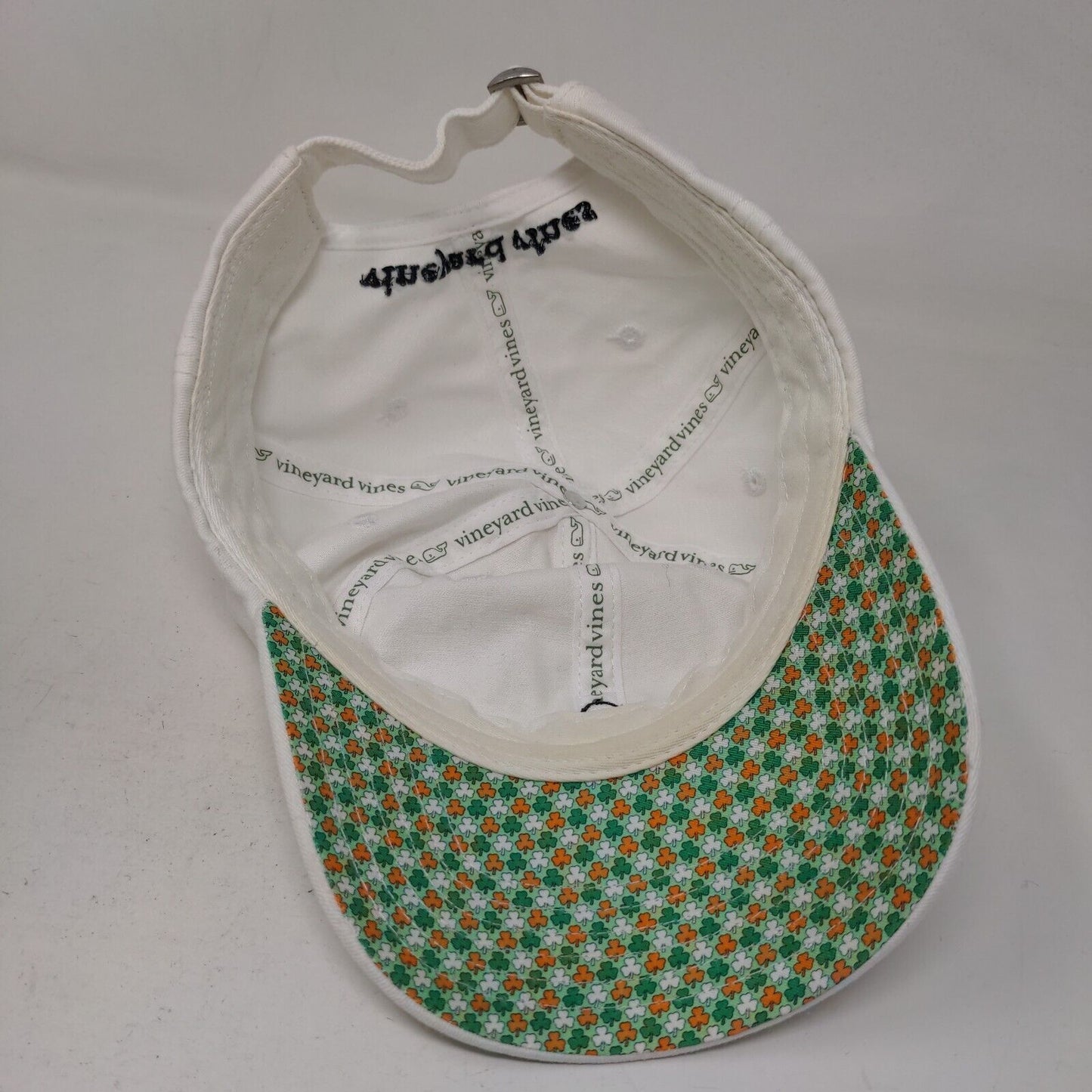 Vineyard Vines Men's Slideback Hat White Embroidered Beer Mug Logo Cotton