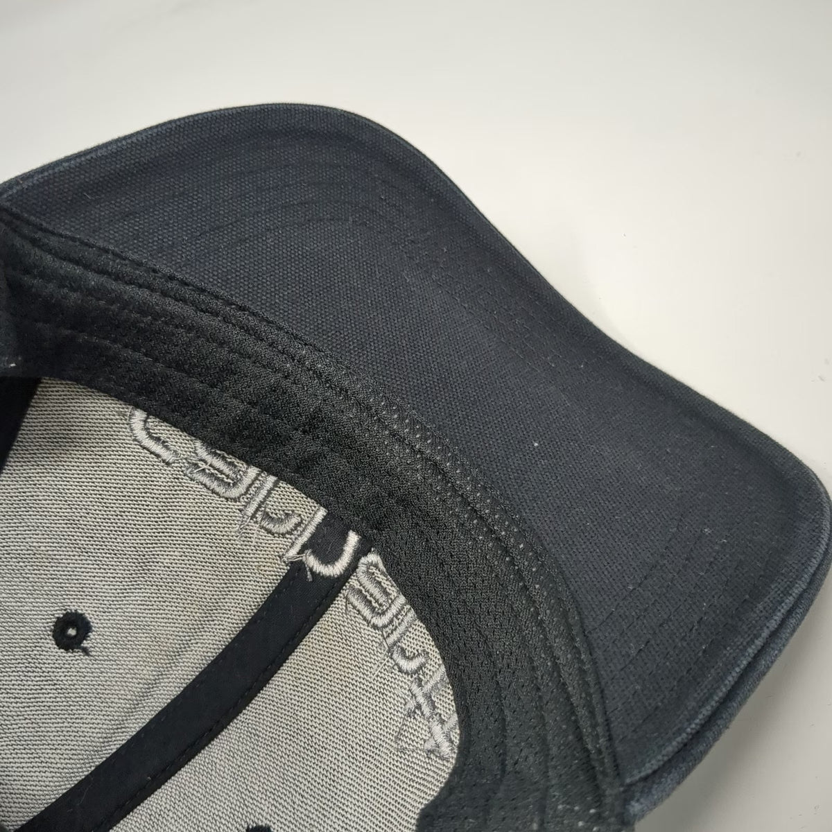 Carhartt Trucker Hat Black Gray One Size Mesh Back Snapback Embroidered Logo