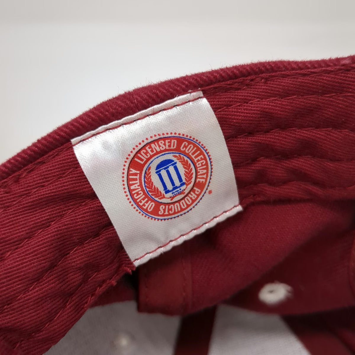 Oklahoma Sooners NCAA Signatures Red Cap One Size Strapback Logo Sandwich Brim