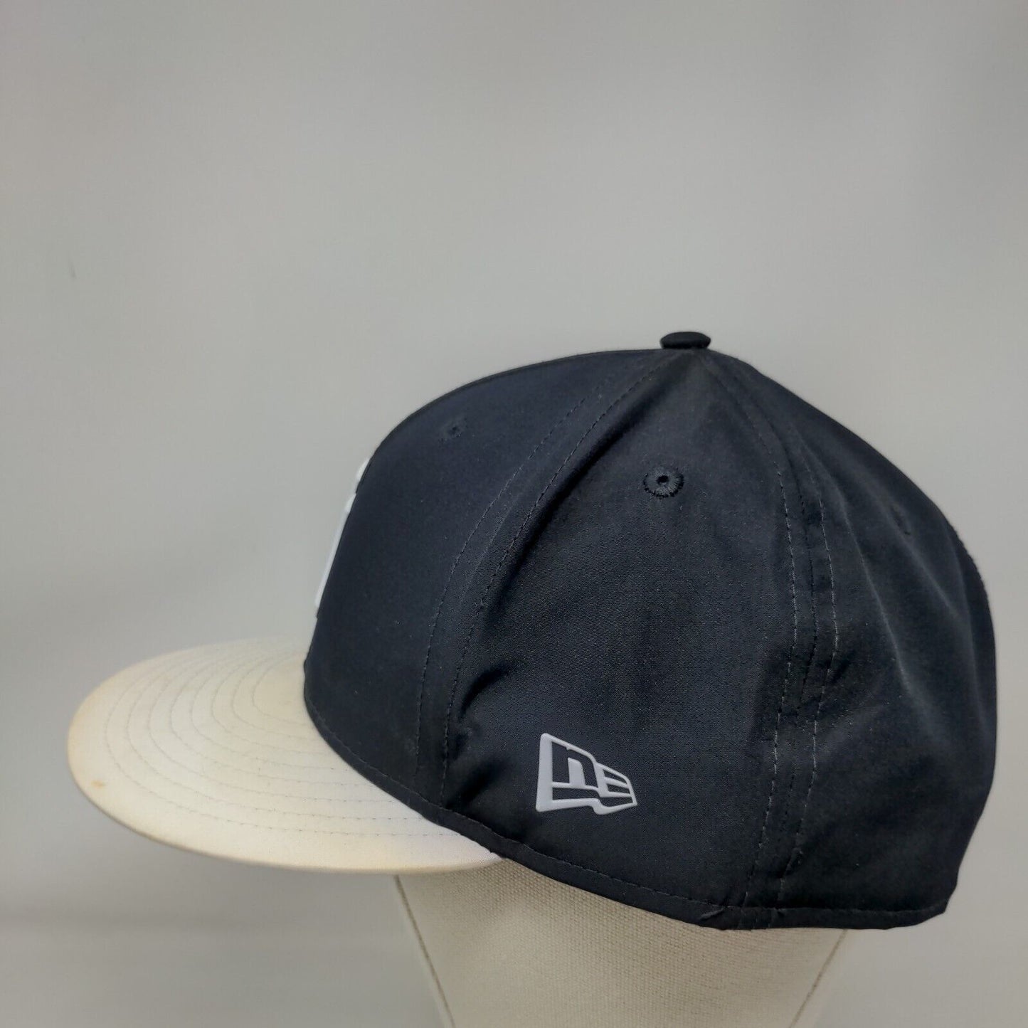 New York Yankees Fitted Hat Black 7 7/8 New Era 59Fifty Embroidered Logo MLB