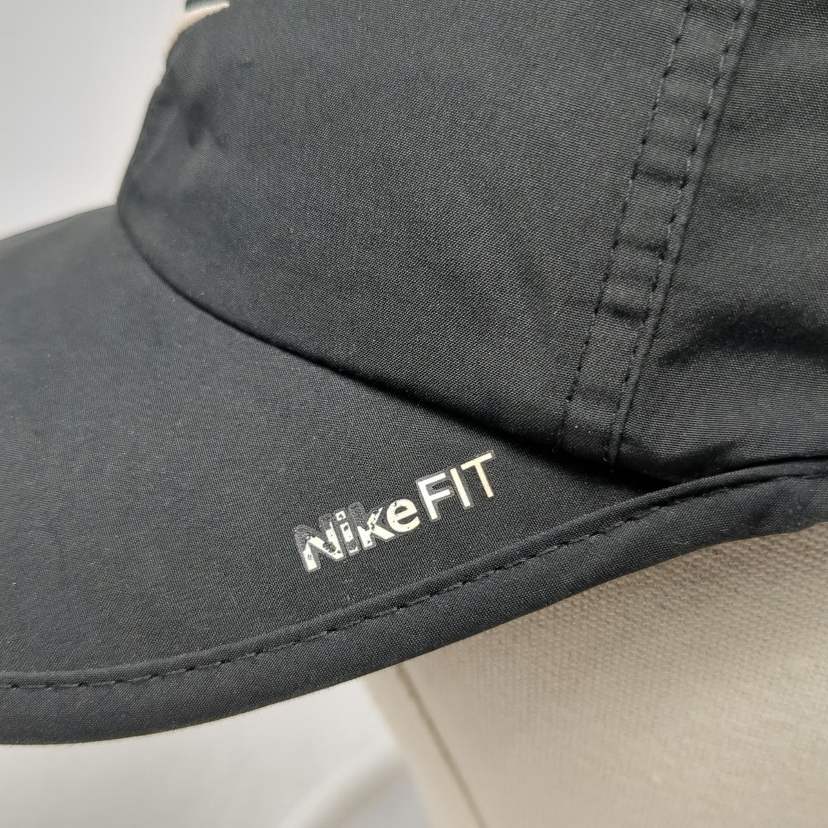 Nike Baseball Cap Black One Size NikeFIT Moisture Wicking Adjustable Strap Hat