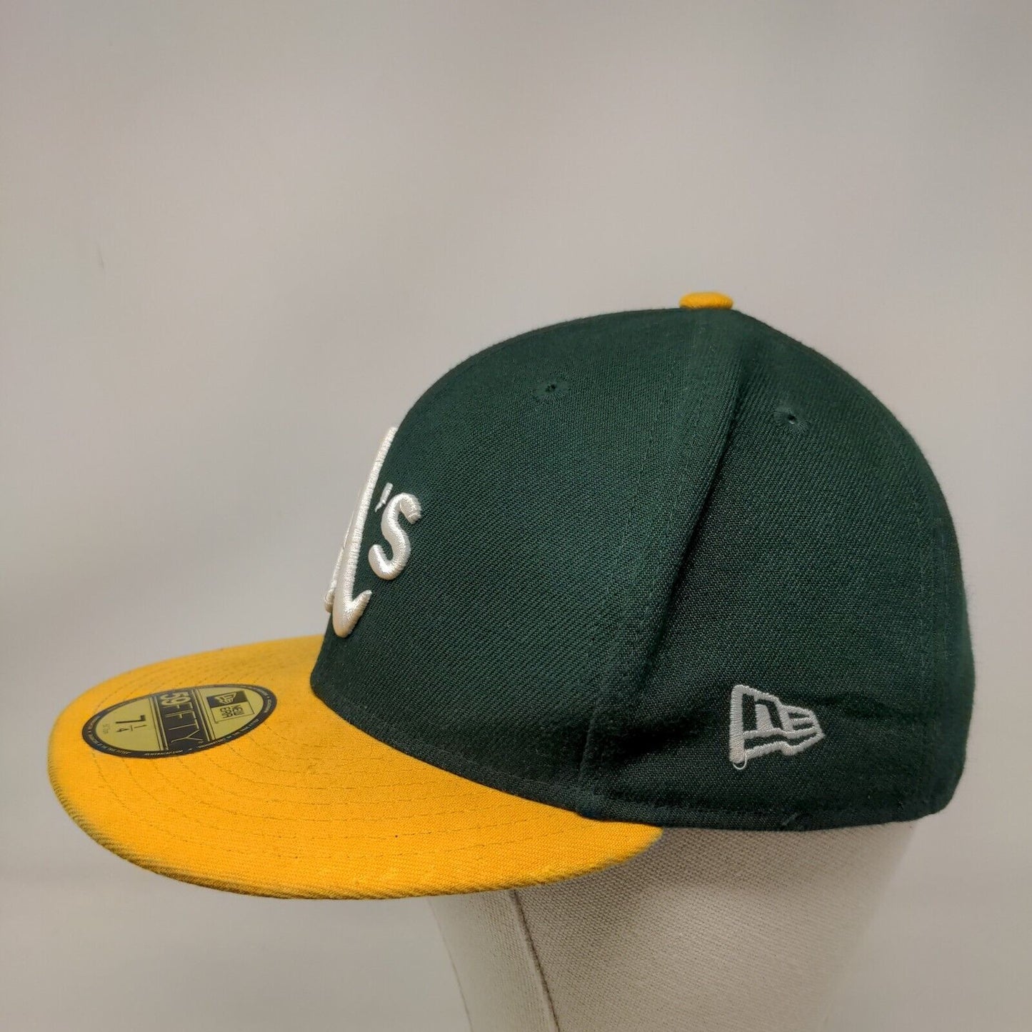 Oakland A's Fitted Hat Green Yellow Size 7 1/4 New Era 59 Fifty Embroidered MLB