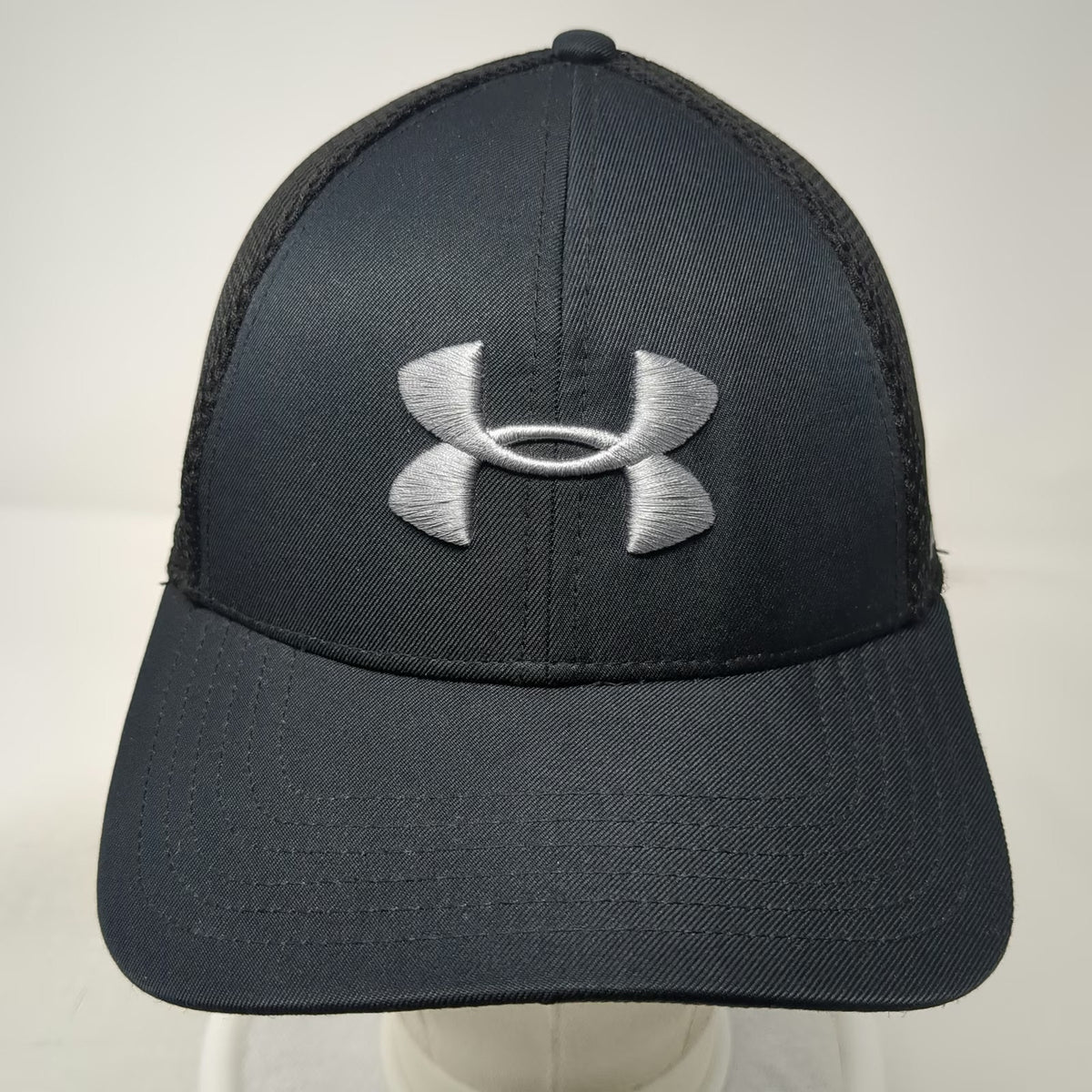 Under Armour Baseball Cap Black L Mesh Back Stretch Fit UA Golf Logo Curved Hat
