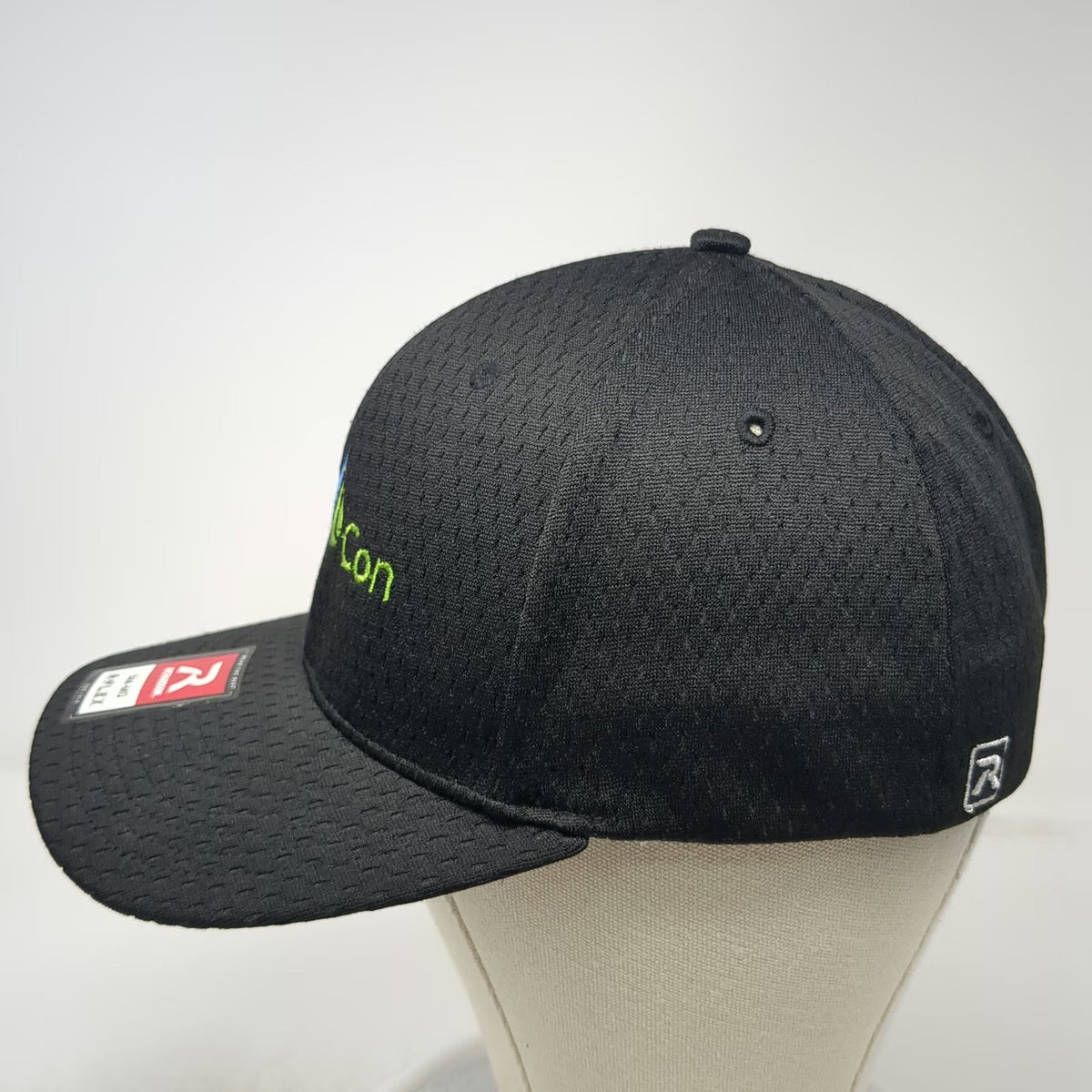 Richardson Baseball Cap Black M Hydro Con Logo Stretch Fit Hat Polyester Mesh
