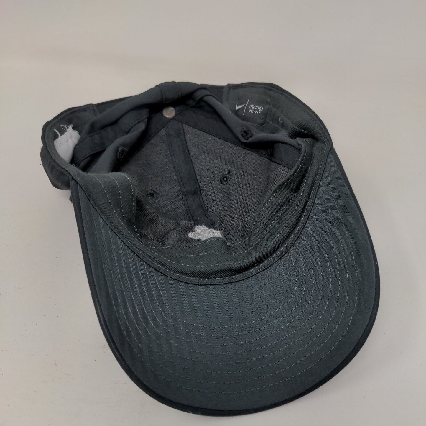 Mickey Mouse Slideback Golf Hat Black OSFM Nike Legacy 91 Dri-Fit Disney