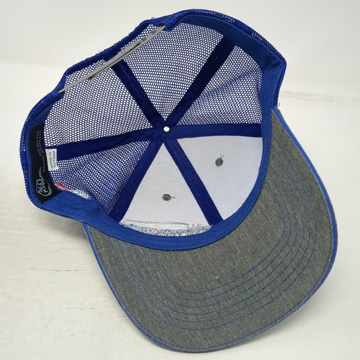 360 Apparel Trucker Hat Gray One Size Mesh Back Snapback American Flag Farm