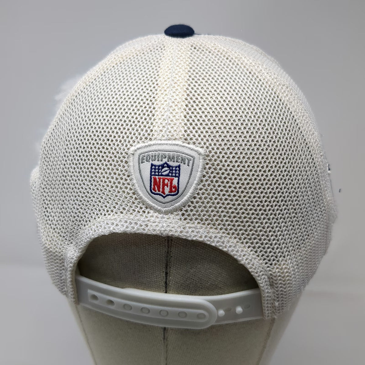 Reebok Dallas Cowboys NFL Trucker Hat Blue White One Size Mesh Snapback Script