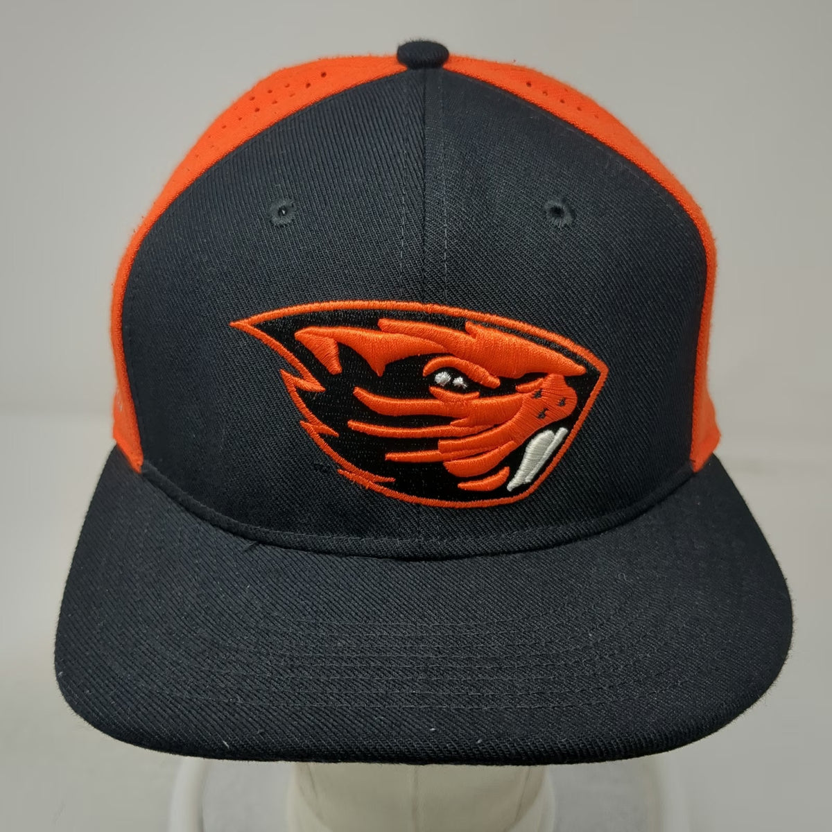 Nike Oregon State Beavers NCAA Cap Black Orange One Size Dri-Fit Perforated Hat
