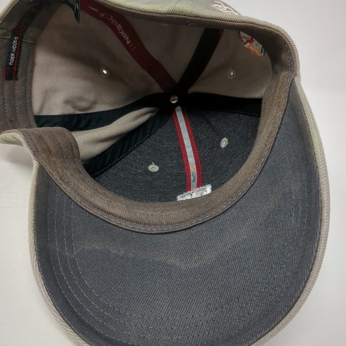 Nike Baseball Cap Beige One Size Tiger Woods TW Logo Pumpkin Ridge Golf Hat