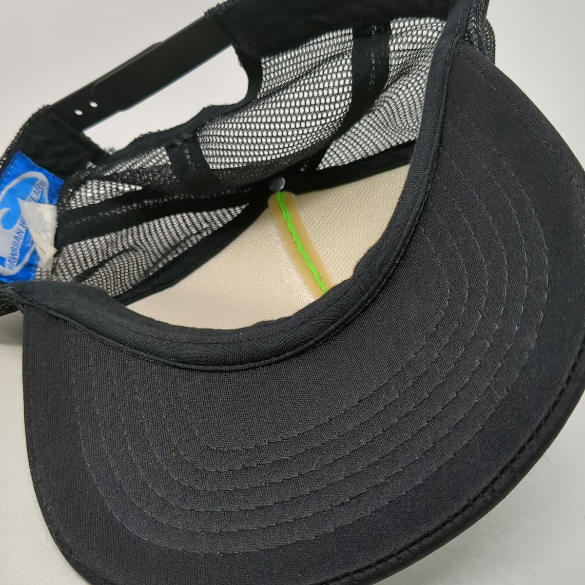 Hawaiian Headwear Trucker Hat Green Black OSFM Aloha Hawaii Mesh Back Snapback