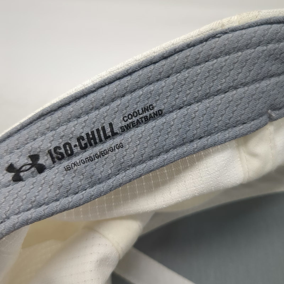 Under Armour Baseball Cap White XL Musgrove Engineering ISO-CHILL Stretch Hat