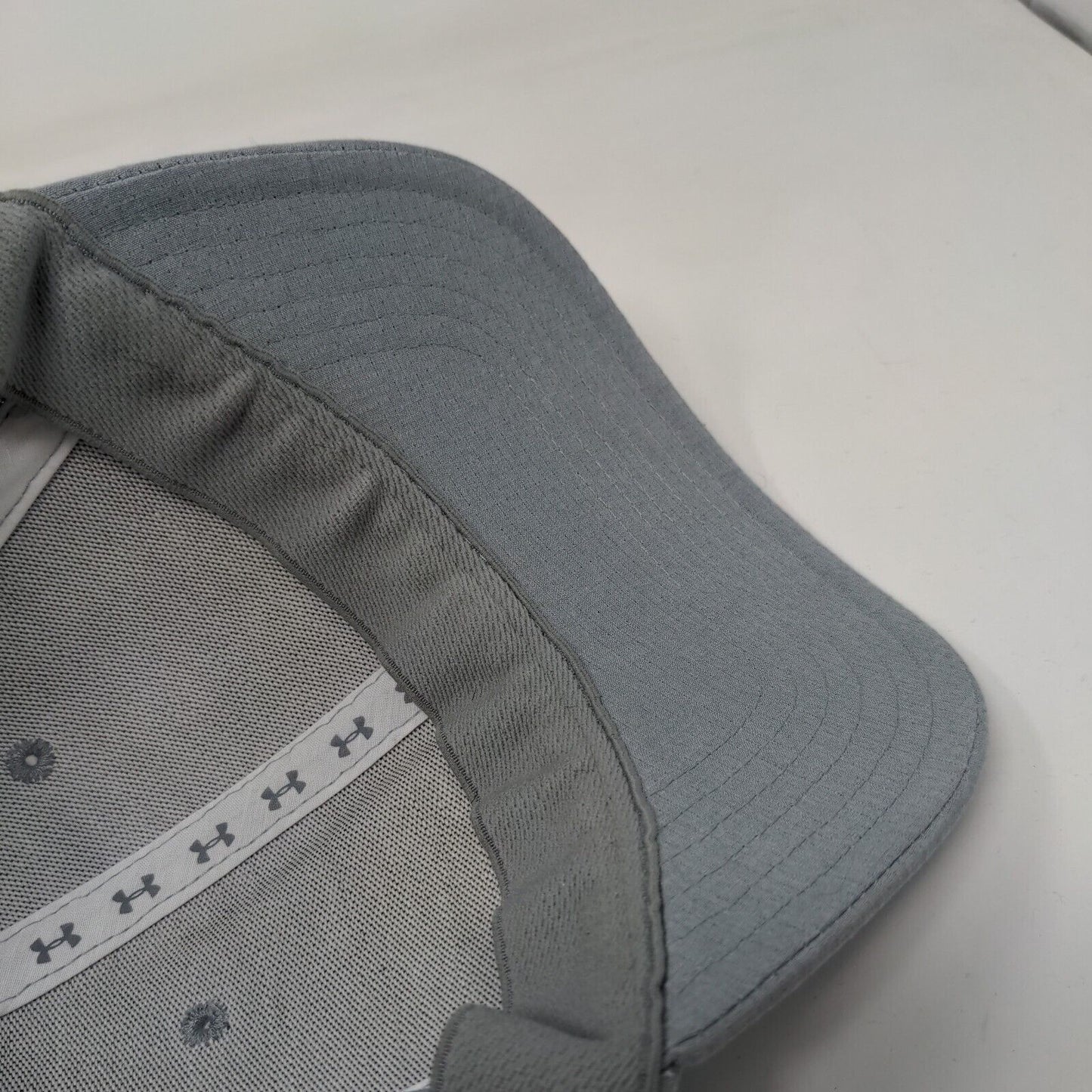 Under Armour USA Fitted Hat Gray L/XL Solid UA Classic Fit 6 Panel