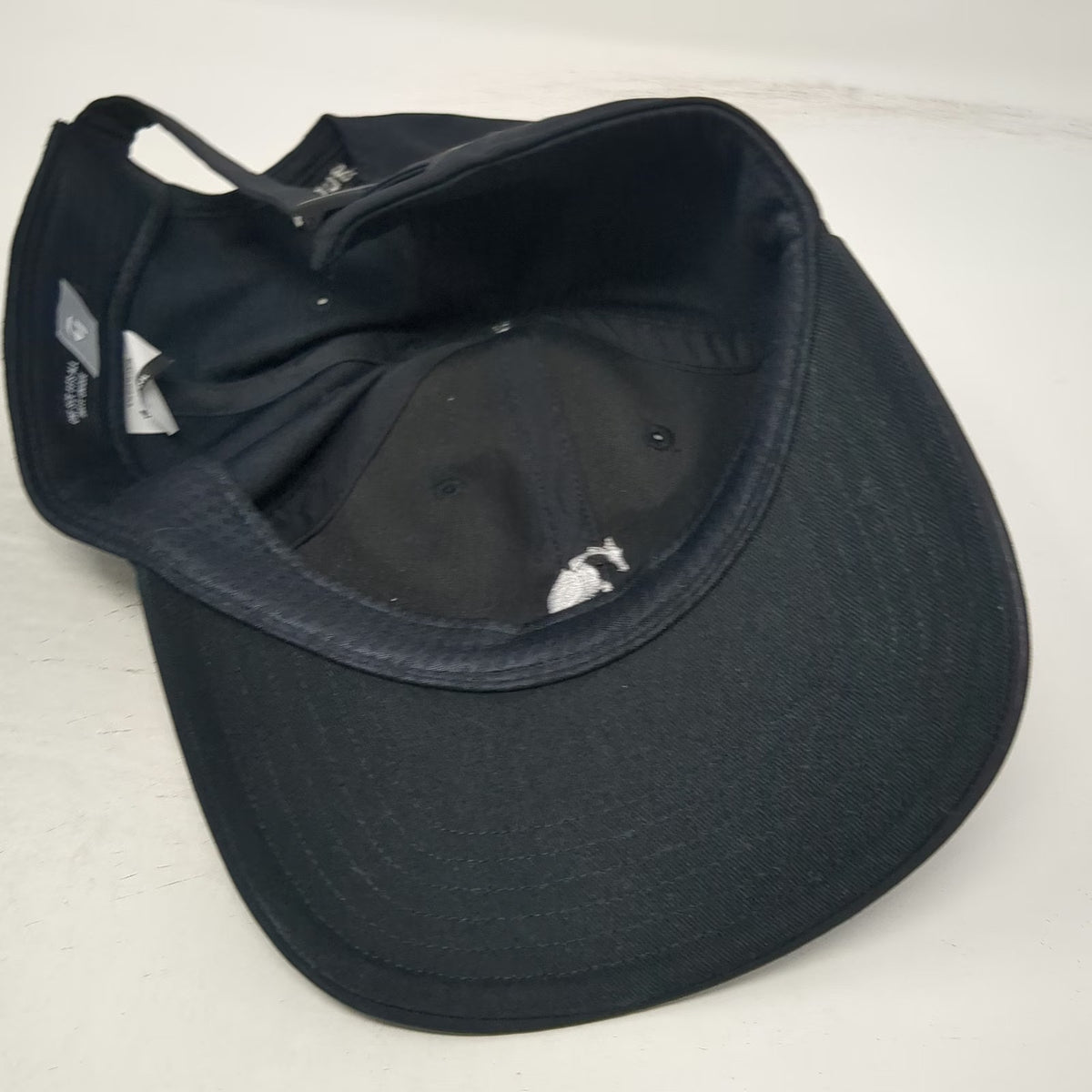 TaylorMade Baseball Cap Black One Size Young Guns Heron Bird Golf Hat Slideback