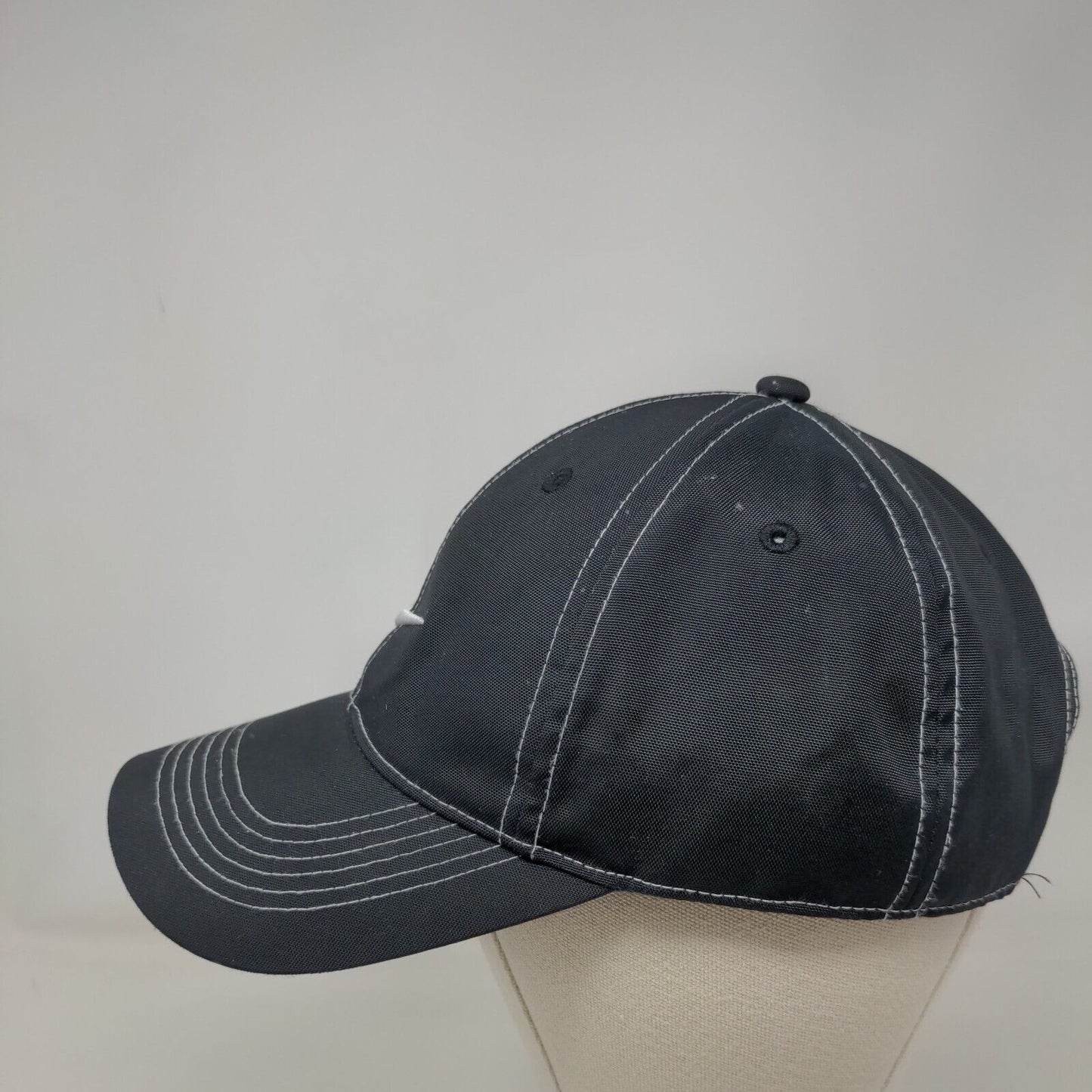 Nike Heritage 86 Strapback Hat Black OSFM Embroidered Swoosh Dri-Fit