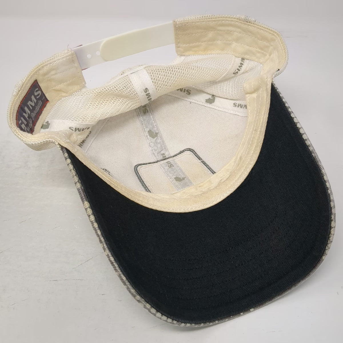 Simms Trucker Hat Gray One Size Mesh Snapback Fishing Hex Camo Bass Logo Patch