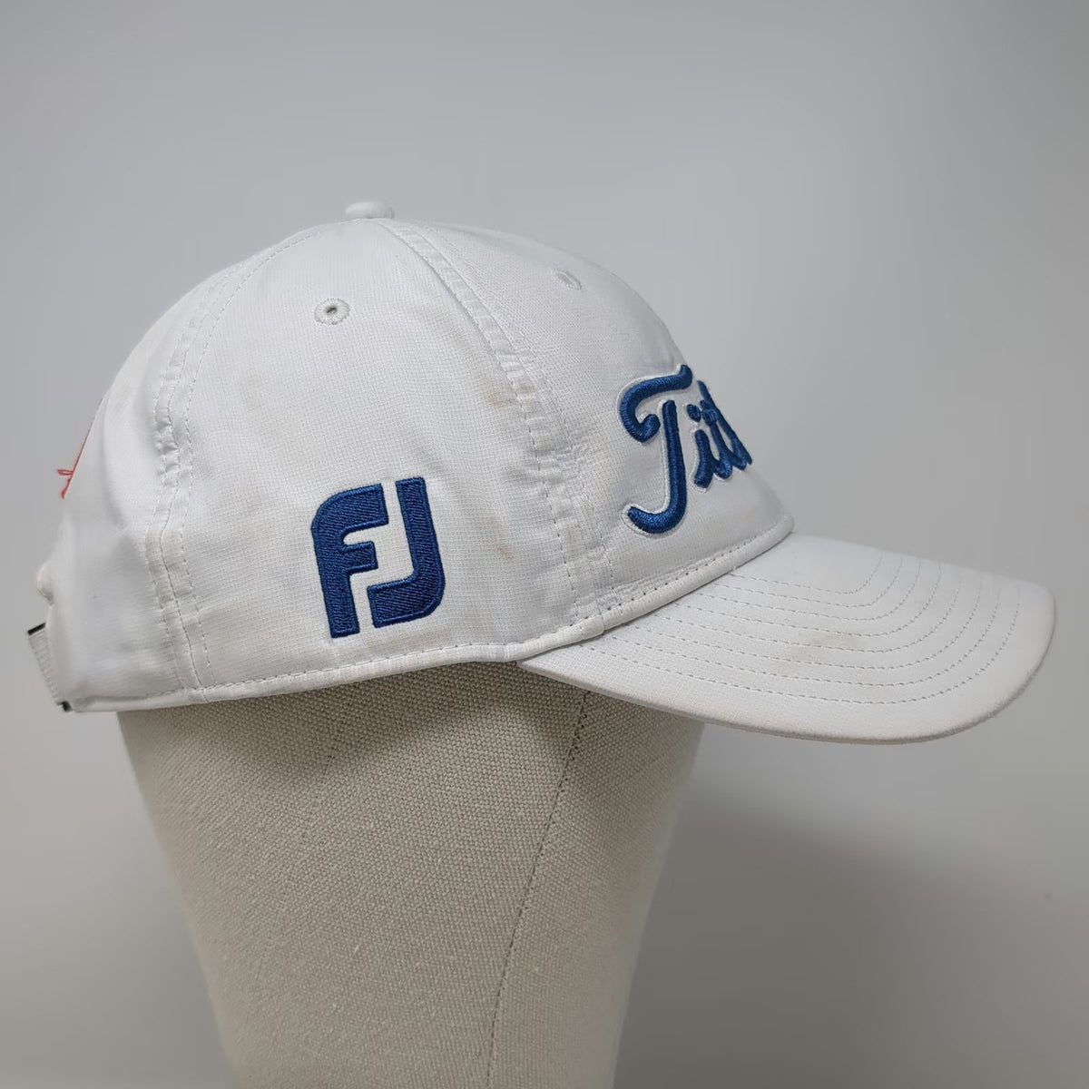 Titleist Baseball Cap White Blue One Size Pro V1 FootJoy Slideback Golf Hat