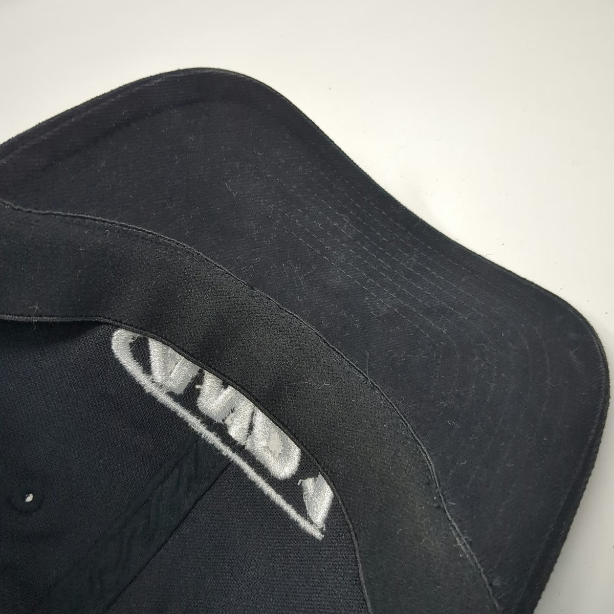 AND 1 Baseball Cap Black M Embroidered Logo Stretch Fit Curved Brim Hat