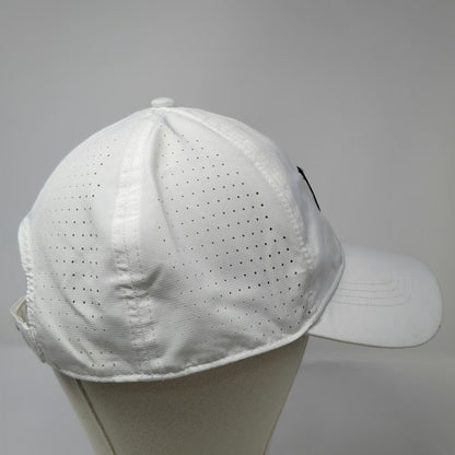 Wilson Baseball Cap White One Size Perforated Panels Embroidered Logo Sport hat