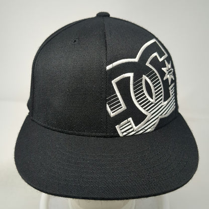 DC Baseball Cap Black 7 5/8 Flexfit 210 Logo Flat Brim Stretch Fitted hat