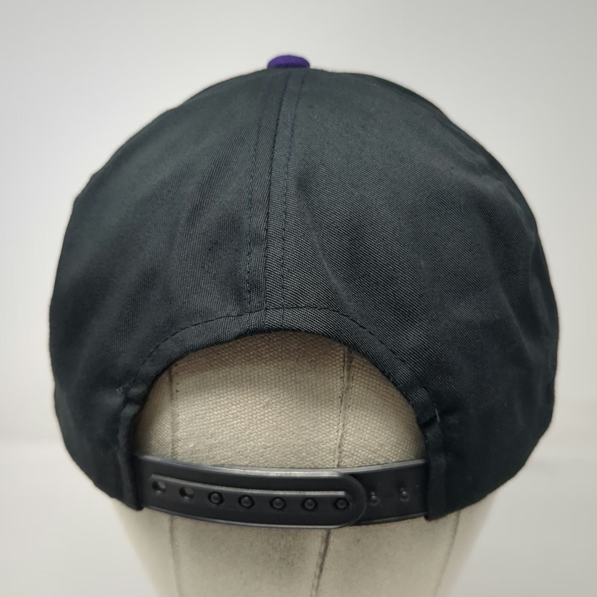 Colorado Rockies MLB Twins Enterprise Snapback Black Hat One Size Green Brim