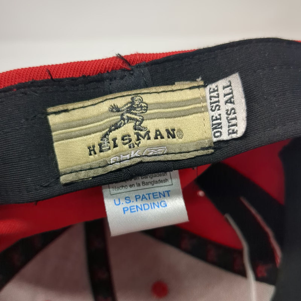 Reebok Georgia Bulldogs NCAA Hat Red Black White OSFM Grandpa Heisman Stretch