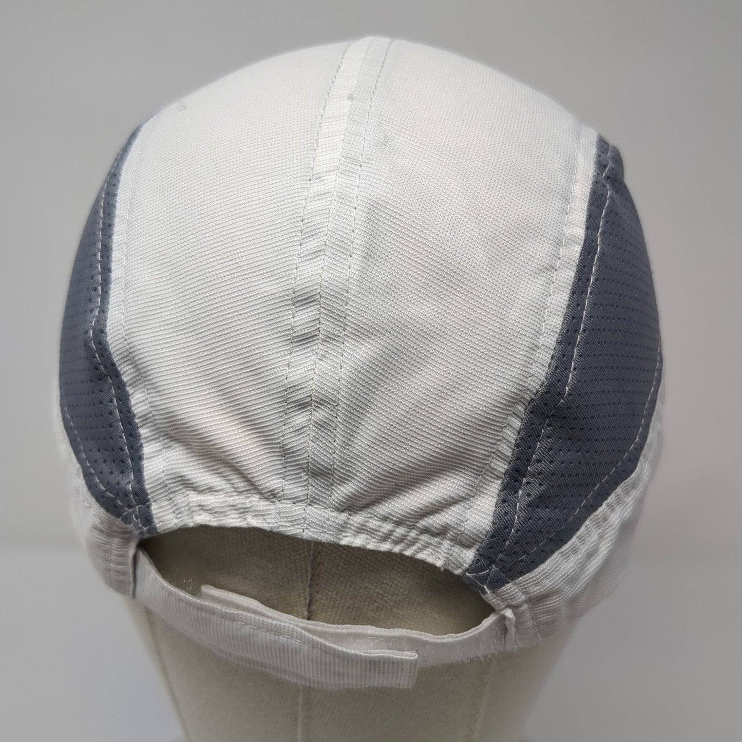 Avia Strapback 5 Panel Cap White One Size Adjustable Lightweight Embroidered