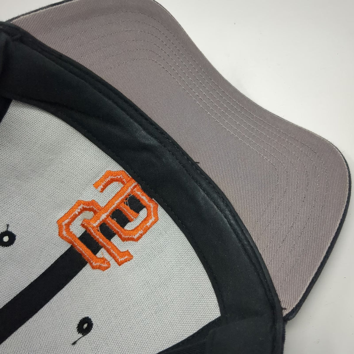 San Francisco Giants MLB T.E.I. Baseball Cap Black One Size Logo Gray Underbrim